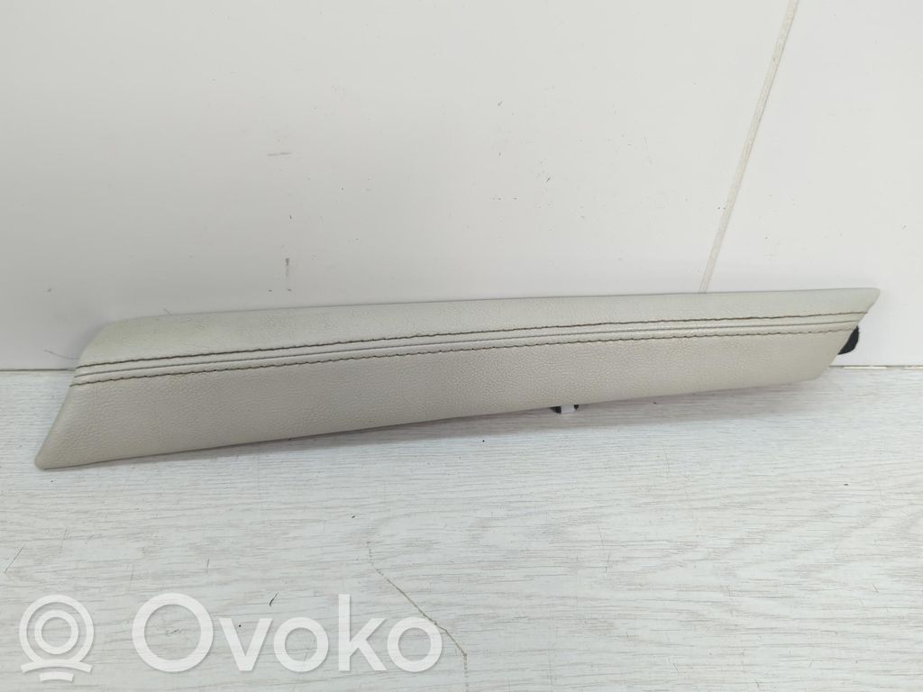 Muu keskikonsolin (tunnelimalli) elementti   GML860472