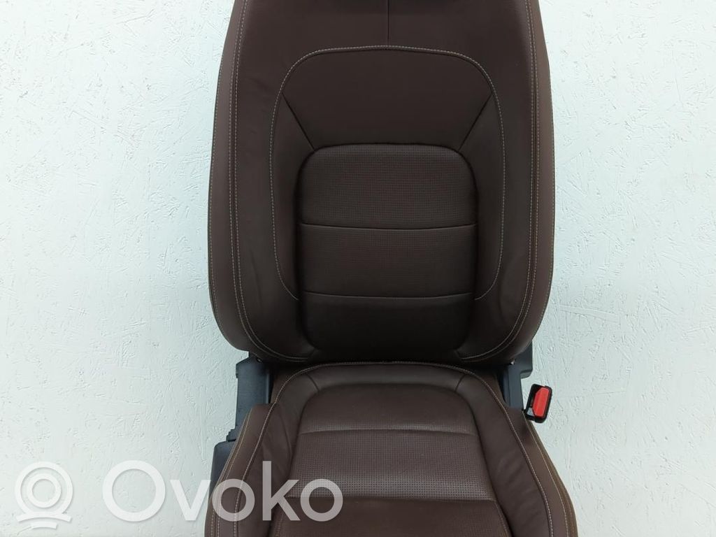 Jaguar F-Pace Fotele / Kanapa / Komplet 
