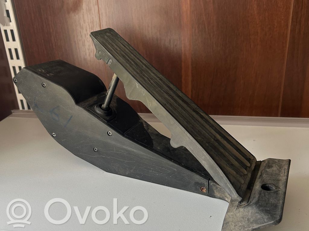 Akceleratoriaus pedalas   35406766930