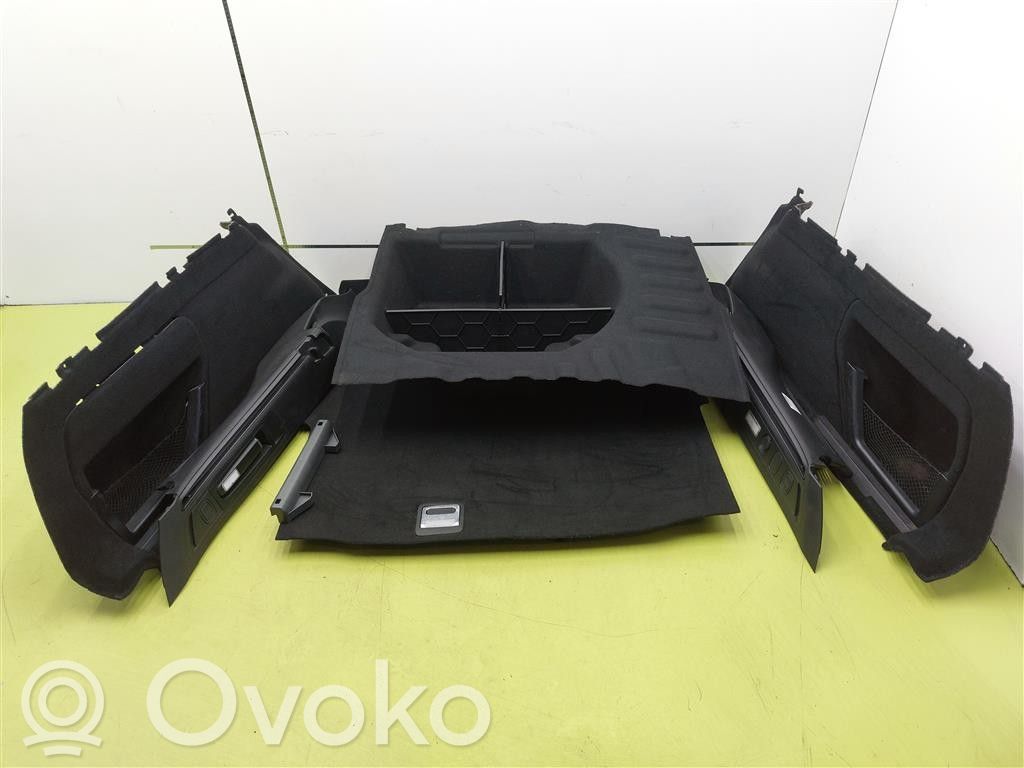 Citroen C5 Apdaila bagažinės dangčio (komplektas) 