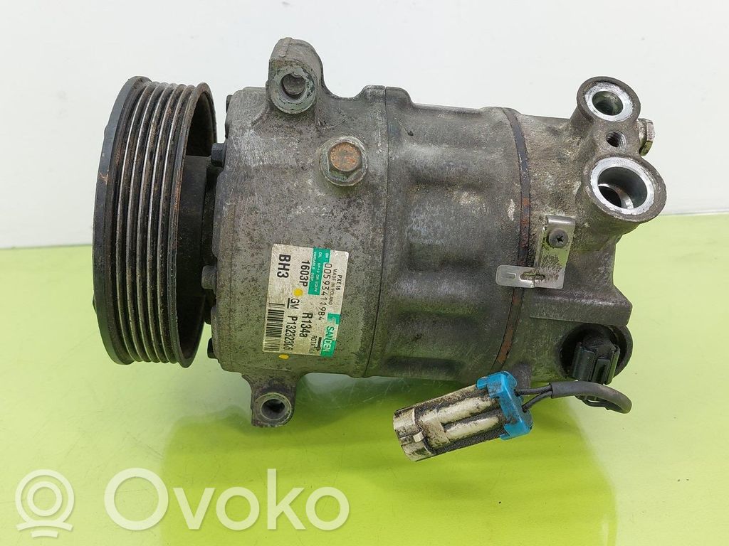 Air conditioning (A/C) compressor (pump)   P13232305,P13232305