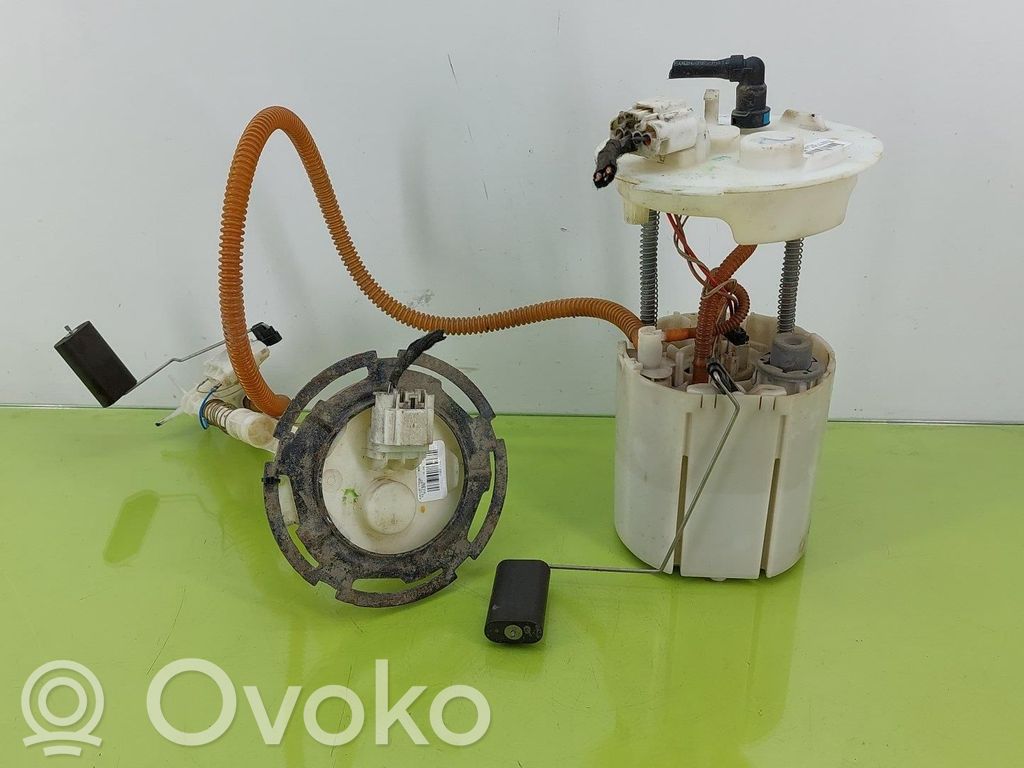 Opel Insignia A Bomba interna de combustible 