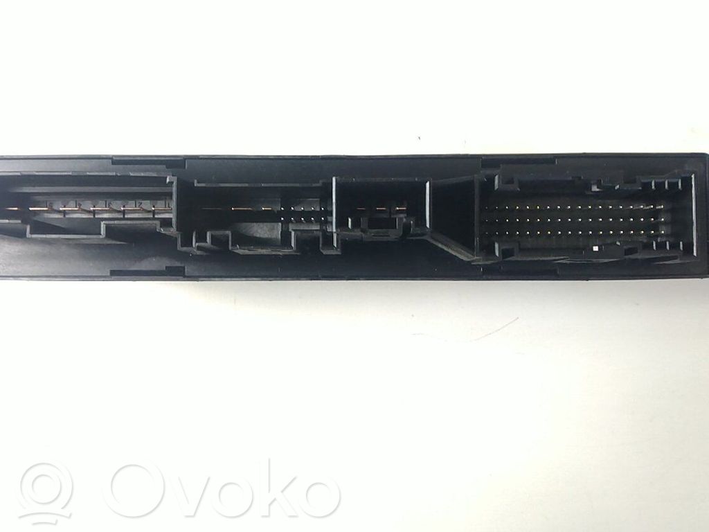 Comfort/convenience module   6135916883501