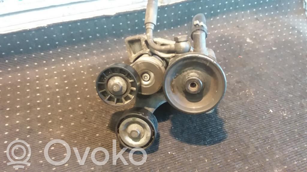 Ohjaustehostimen pumppu