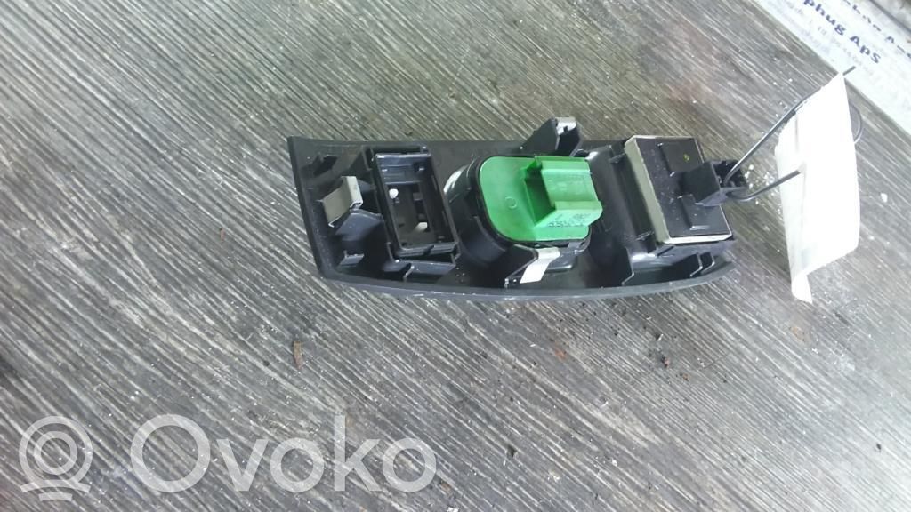 Electric window control switch