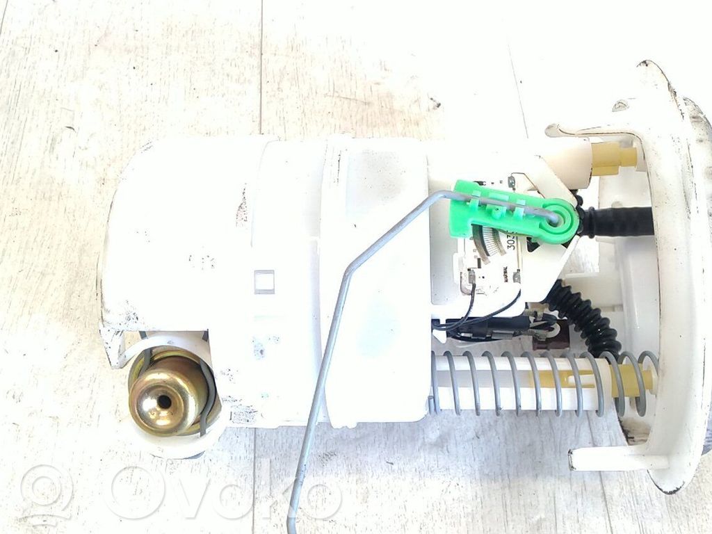 Bomba interna de combustible   1525KJ