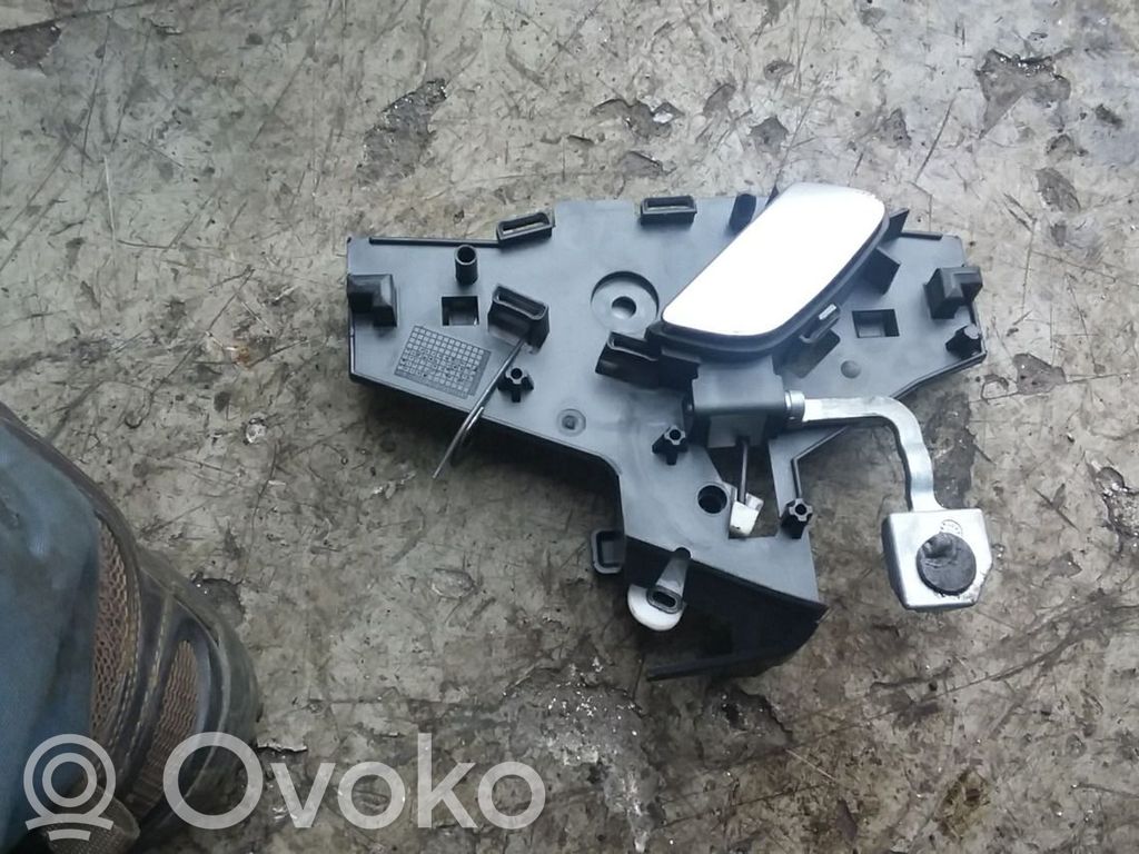 Front door interior handle