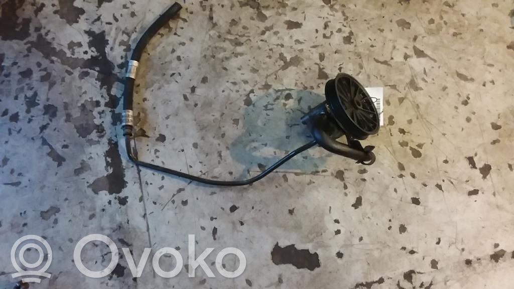 Ohjaustehostimen pumppu