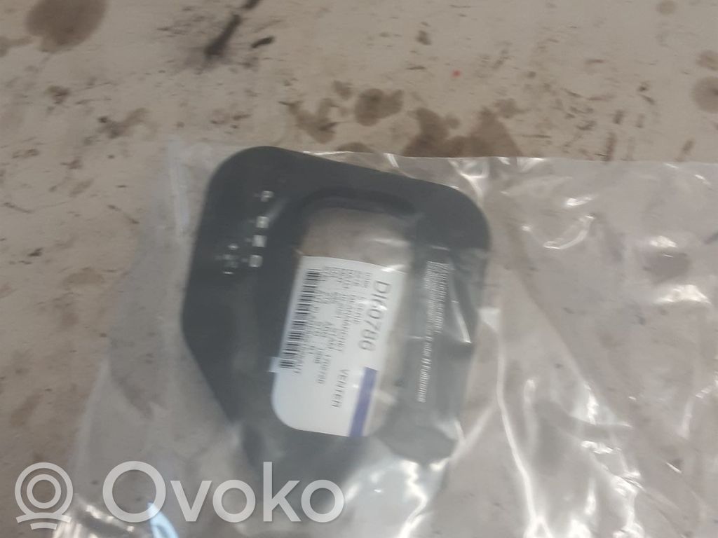 Muu keskikonsolin (tunnelimalli) elementti   8221525
