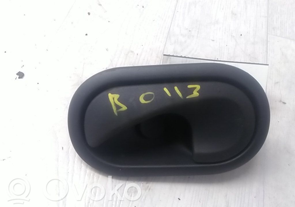 Klamka wewnętrzna drzwi przednich   4157600700