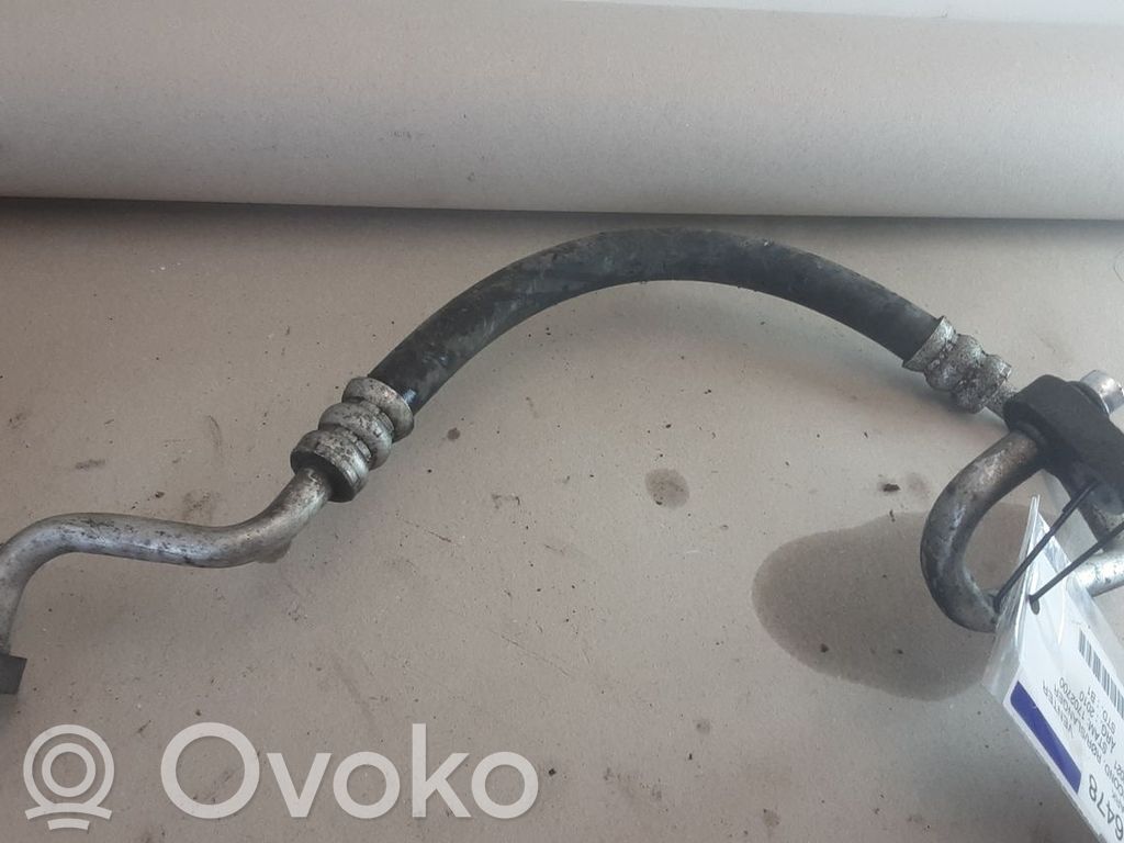 Ilmastointilaitteen putki (A/C)