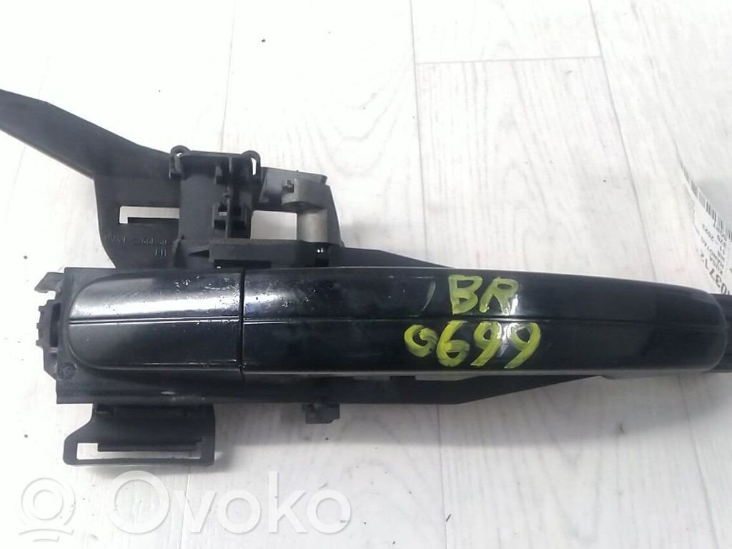 Etuoven ulkokahva   1738727
