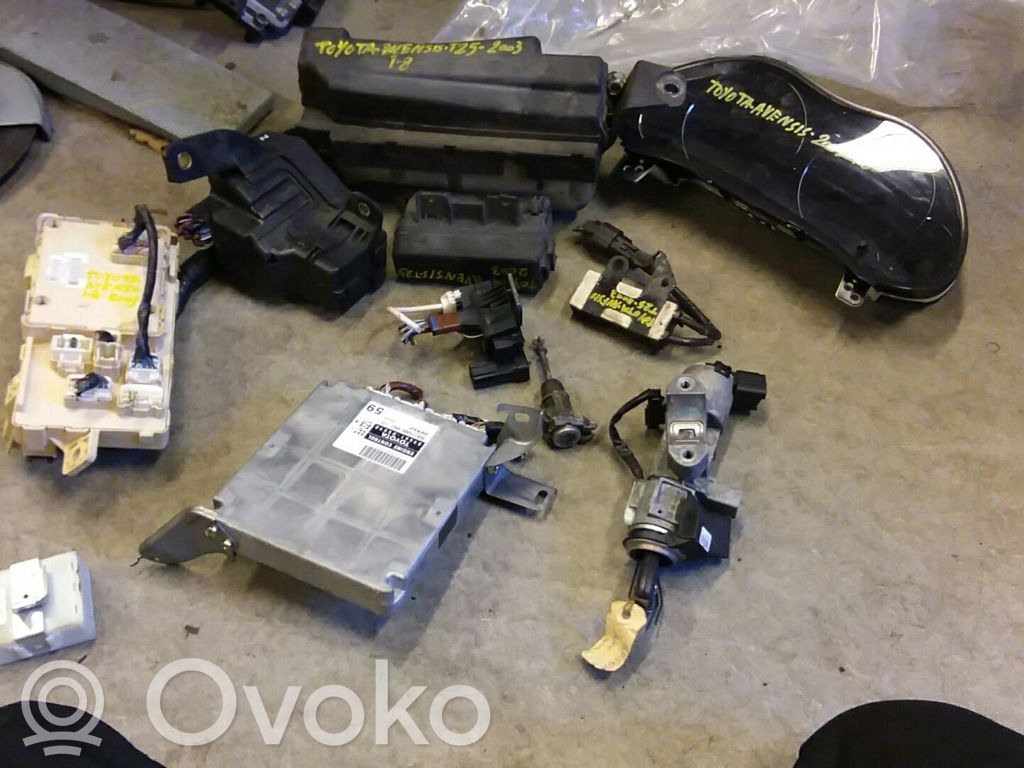 Toyota Avensis T250 Relè blocco accensione