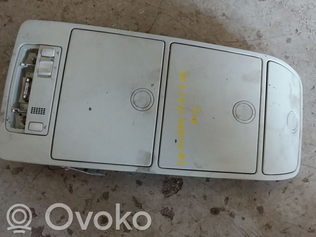 Volkswagen Touran I Lampă scaun față 