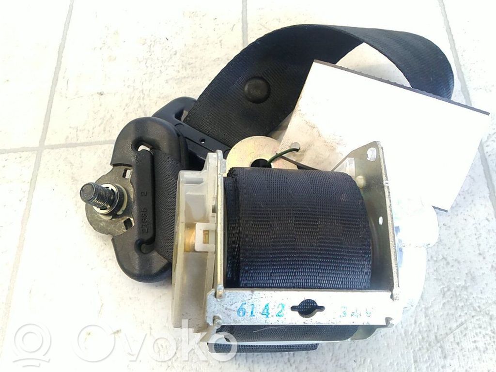 Cinturón trasero   8496071L035PK