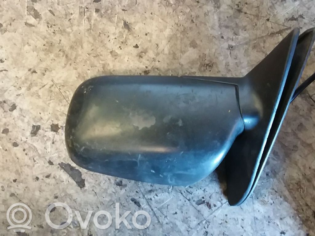 Etuoven sähköinen sivupeili