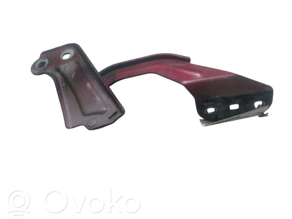 Konepellin saranat   1750018