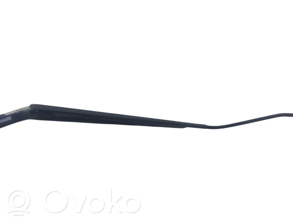 Brazo del limpiaparabrisas delantero   CC3067321A