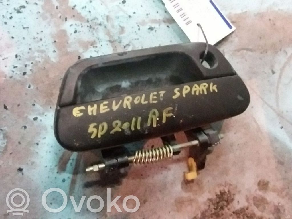 Chevrolet Spark Manecilla externa puerta delantera 