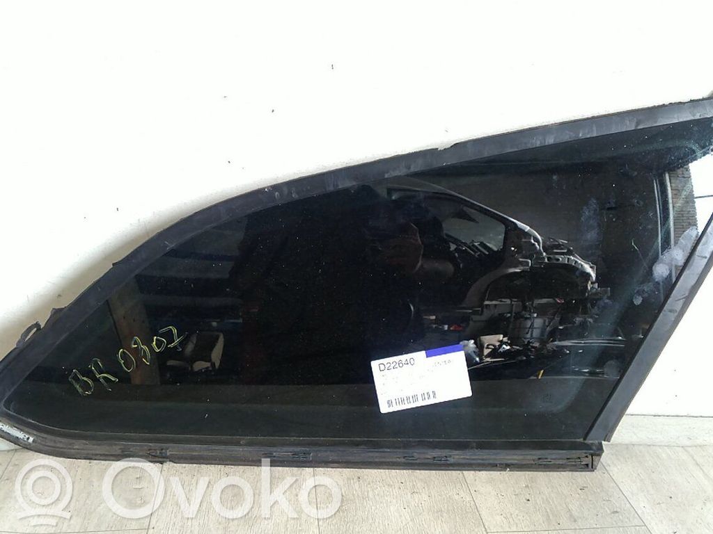 Vidrio lateral trasero   1787057