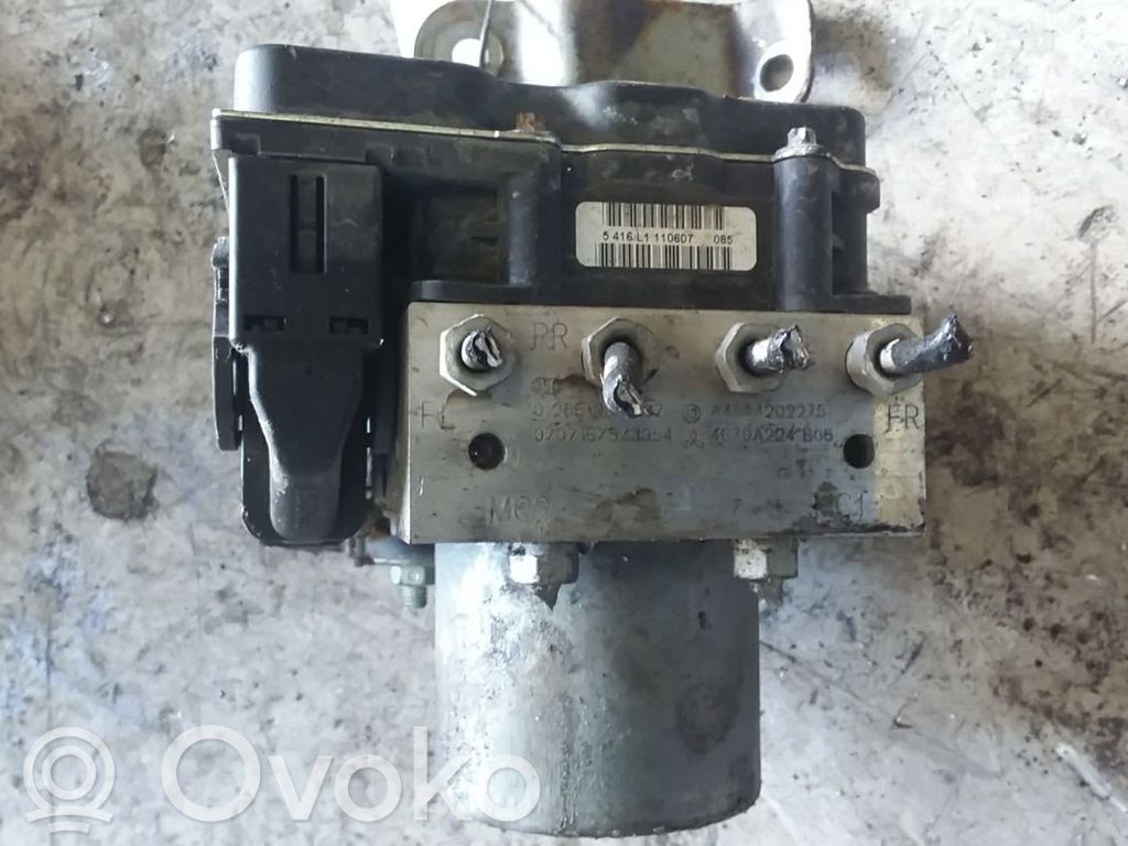 Mitsubishi Colt ABS-pumppu 