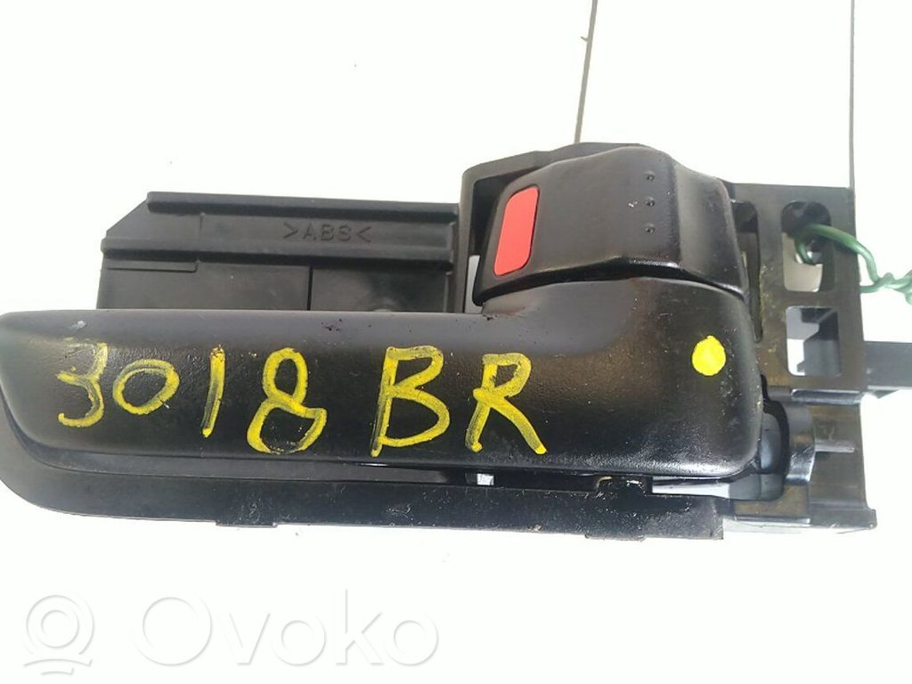 Suzuki Celerio Front door interior handle 
