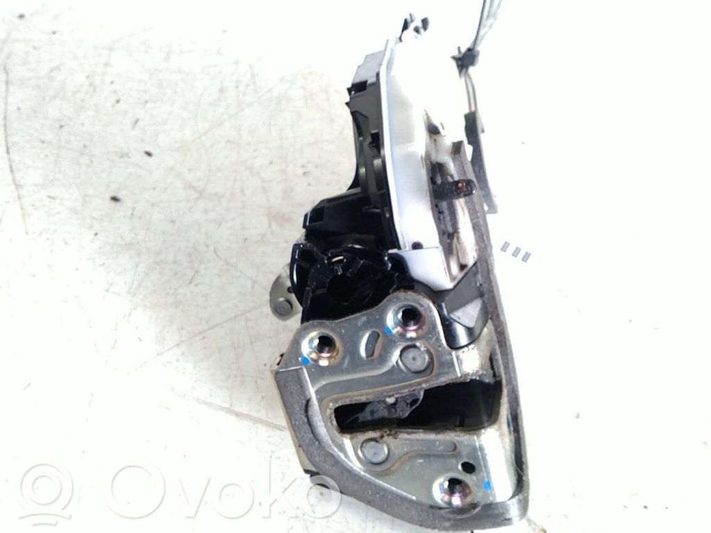 Toyota Aygo AB40 Motor de bloqueo de puertas 