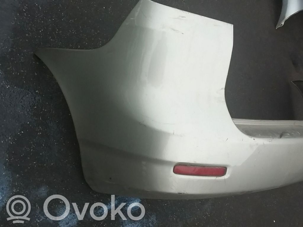Toyota Corolla Verso E121 Puskuri 
