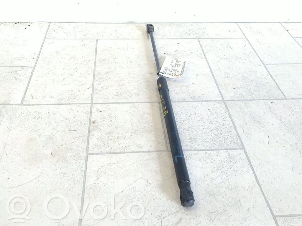 Suzuki Swift II Vérin de capot arrière