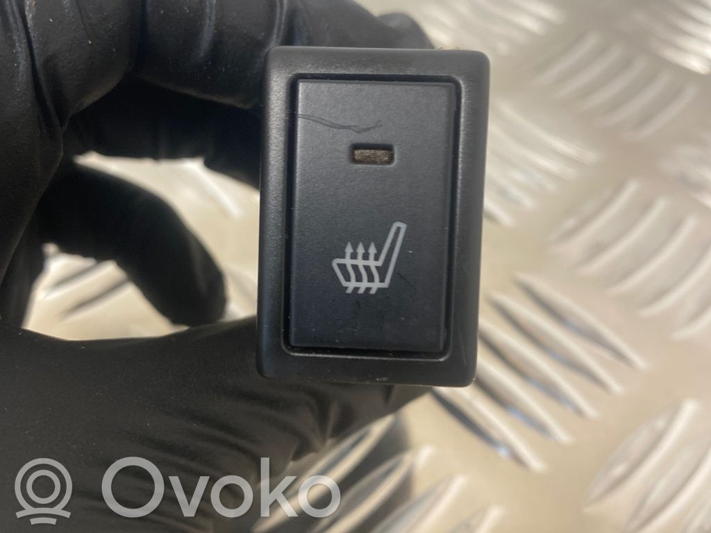 Suzuki Ignis Seat heating switch 