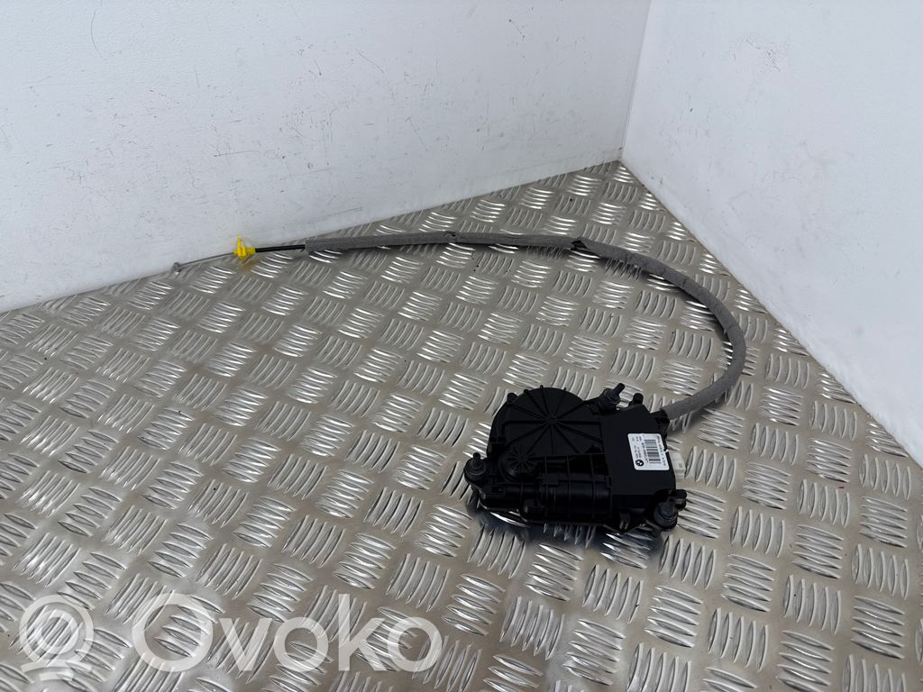 BMW 3 F30 F35 F31 Siłownik elektryczny podnoszenia klapy tylnej / bagażnika 