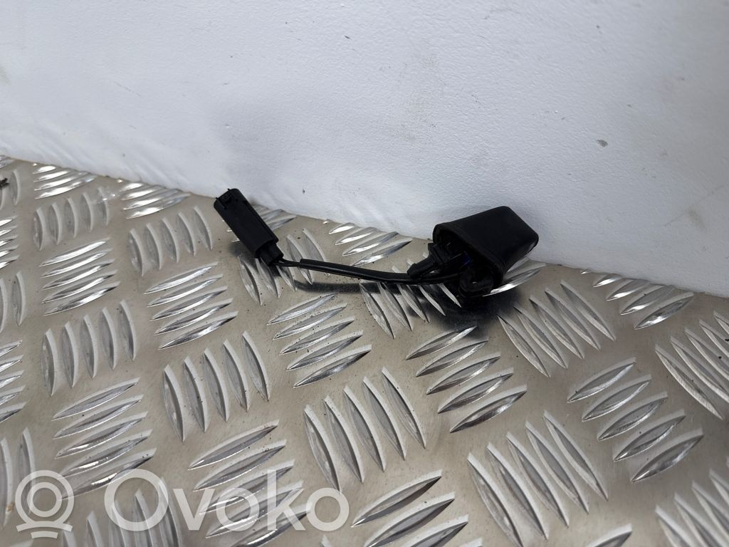 Windshield washer spray nozzle   8365385,1965162,9636584