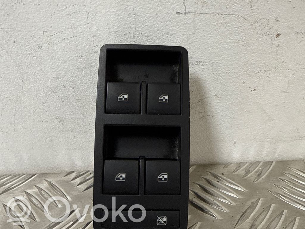 Opel Insignia A Electric window control switch 