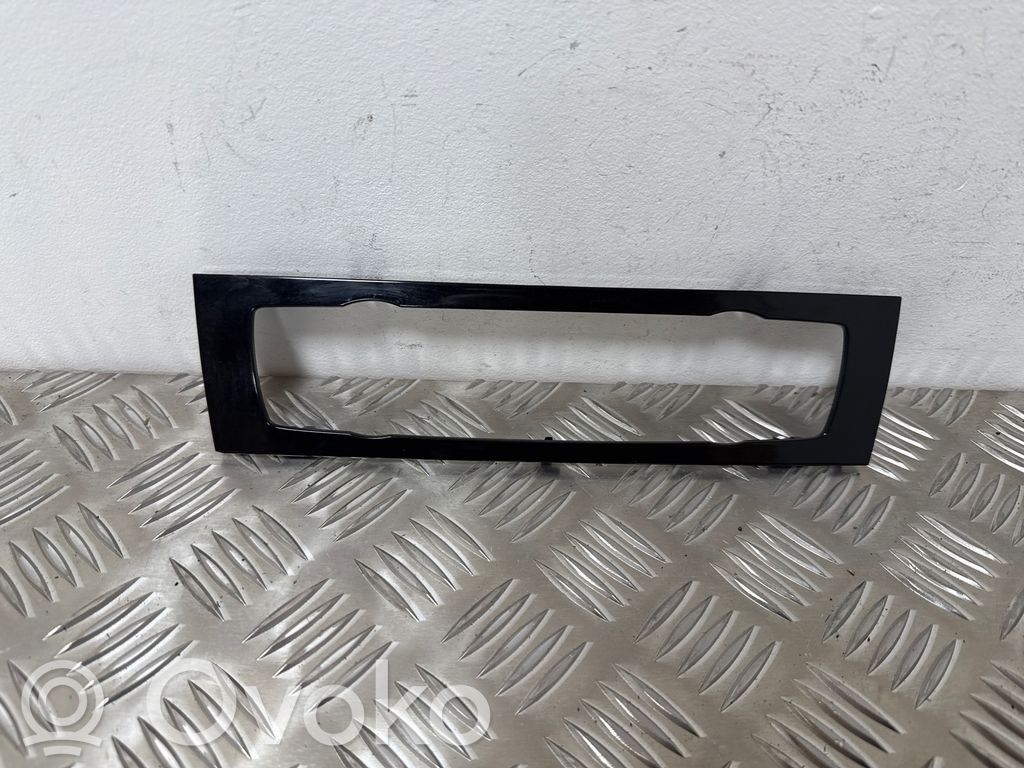 BMW X1 E84 Climate control/heater control trim 