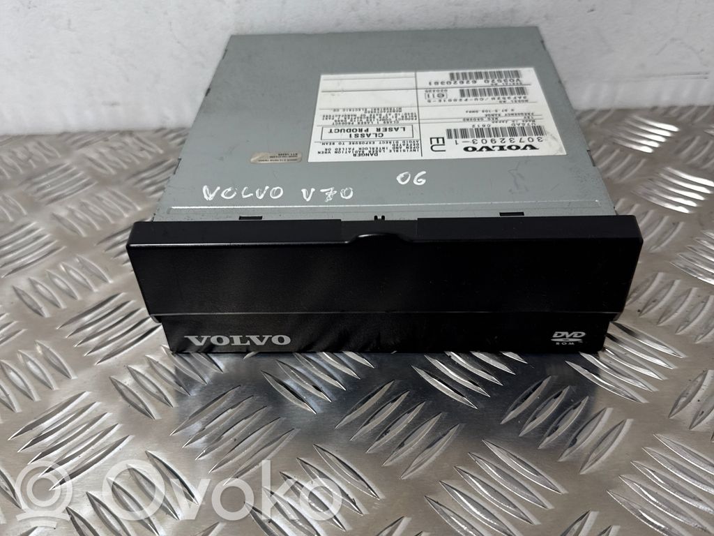 Volvo V70 Navigation unit CD/DVD player 
