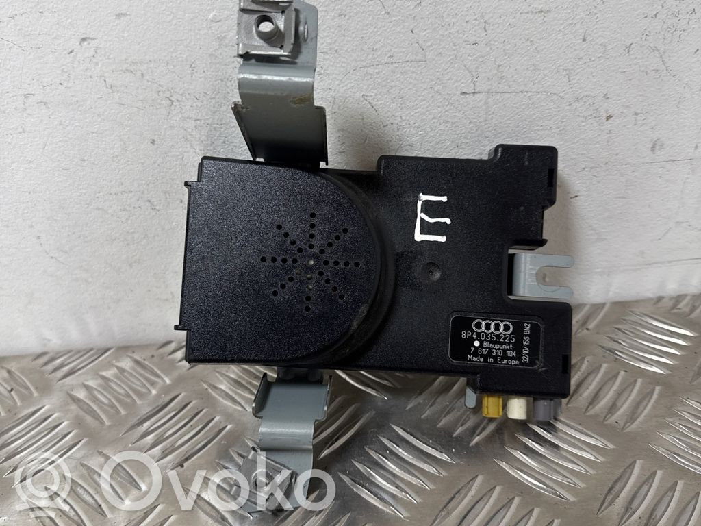 Audi A3 S3 8P Antenos stiprintuvas 