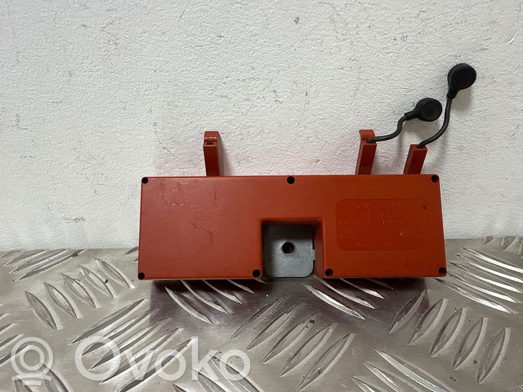 Volvo V70 Antenos stiprintuvas 