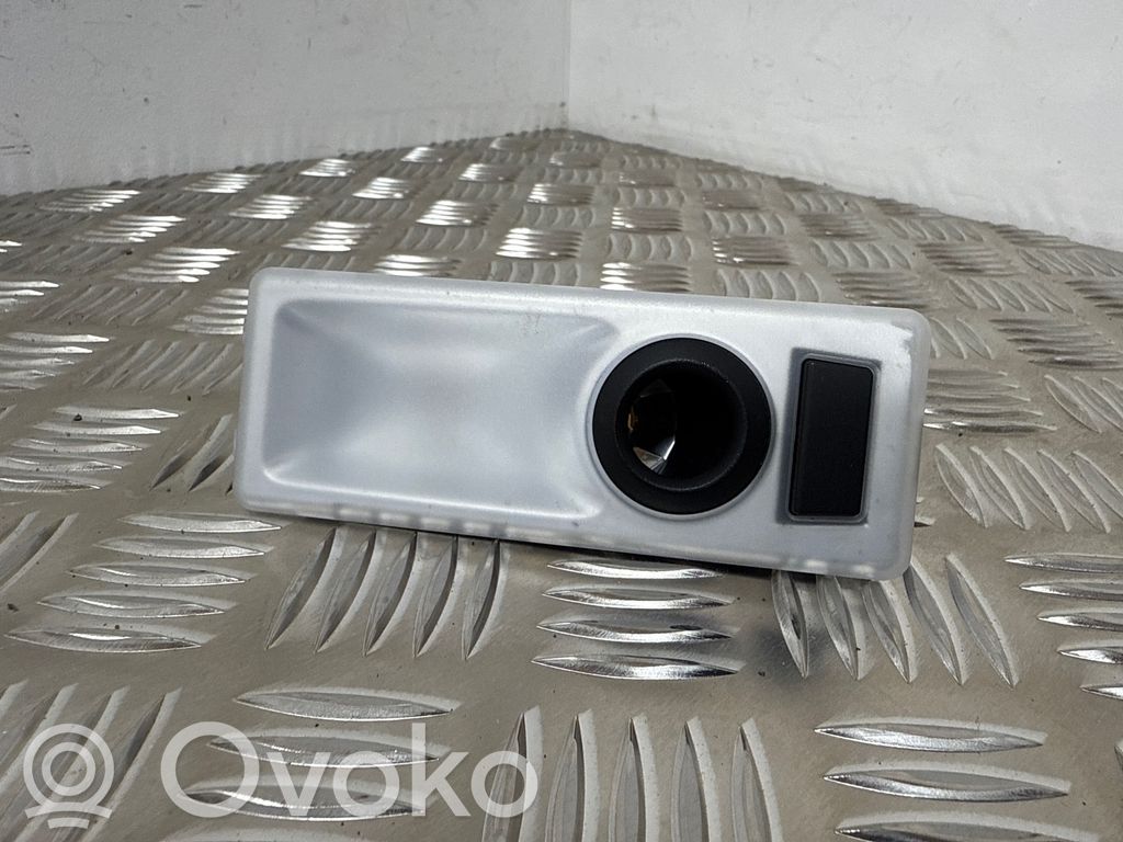 BMW 3 E90 E91 Rear seat light 
