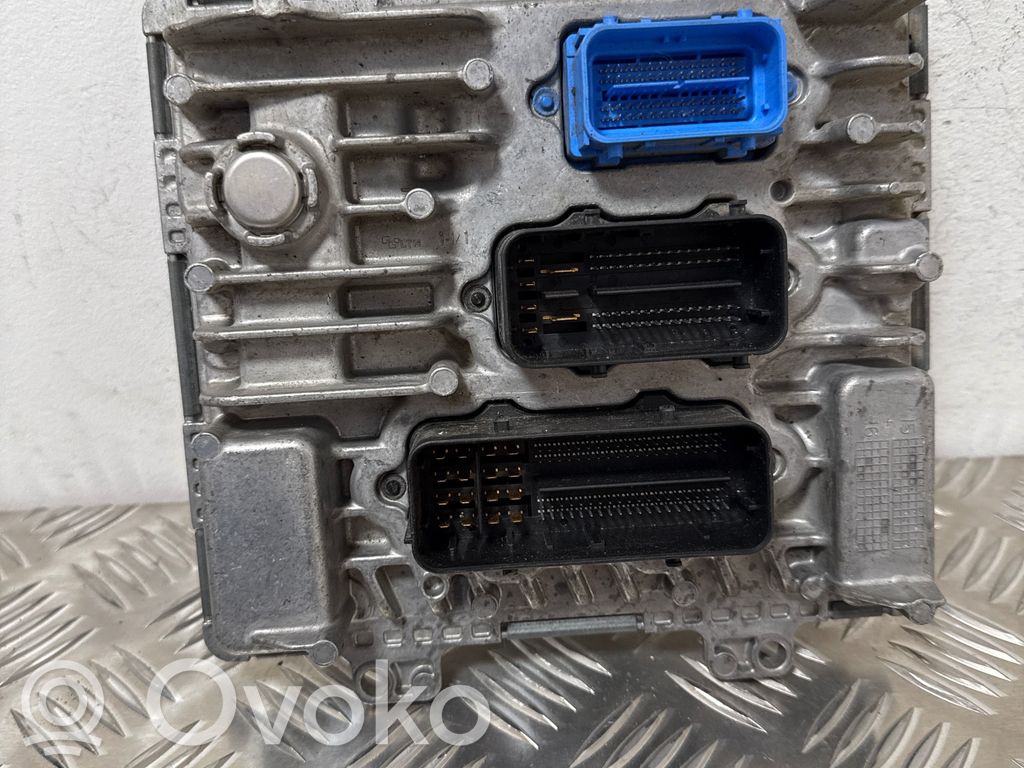 Opel Mokka Engine control unit/module 