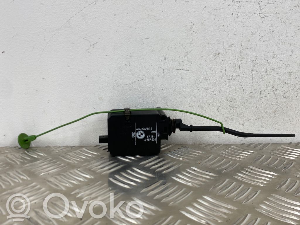 BMW X3 E83 Fuel tank cap lock 