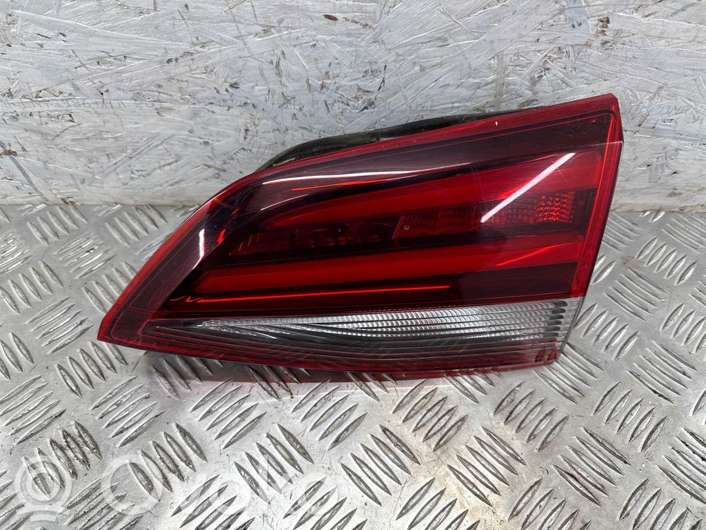 Opel Astra K Takaluukun takavalot 