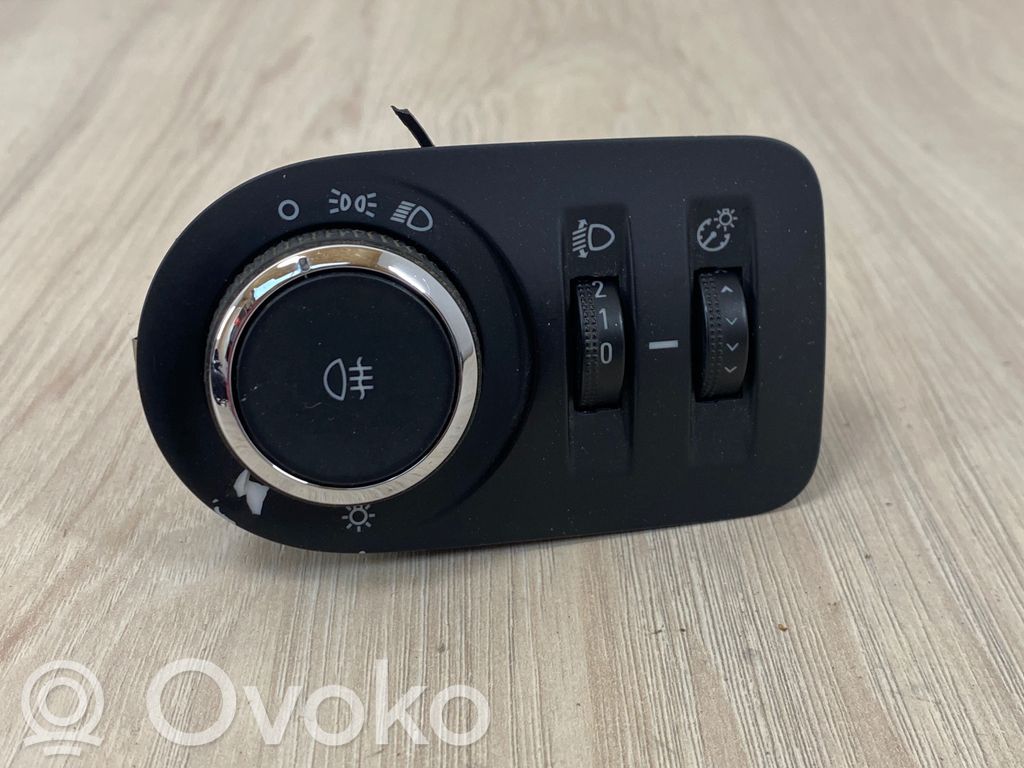 Opel Meriva B Light switch 