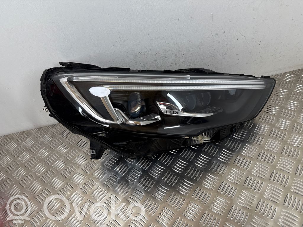 Opel Insignia B Scheinwerfer 
