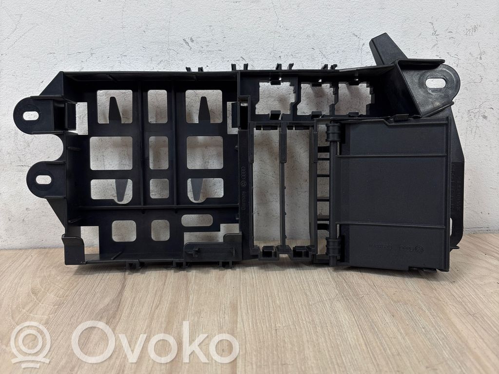 Audi A6 S6 C6 4F Fuse box set 