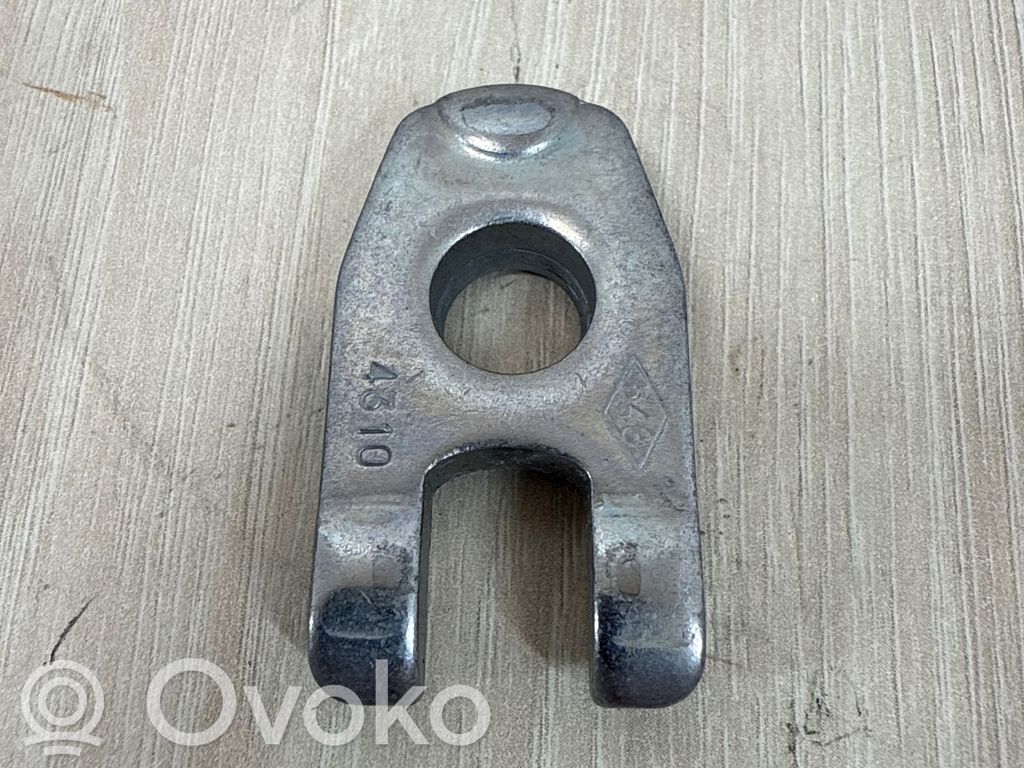 Abrazadera del inyector de combustible   4310