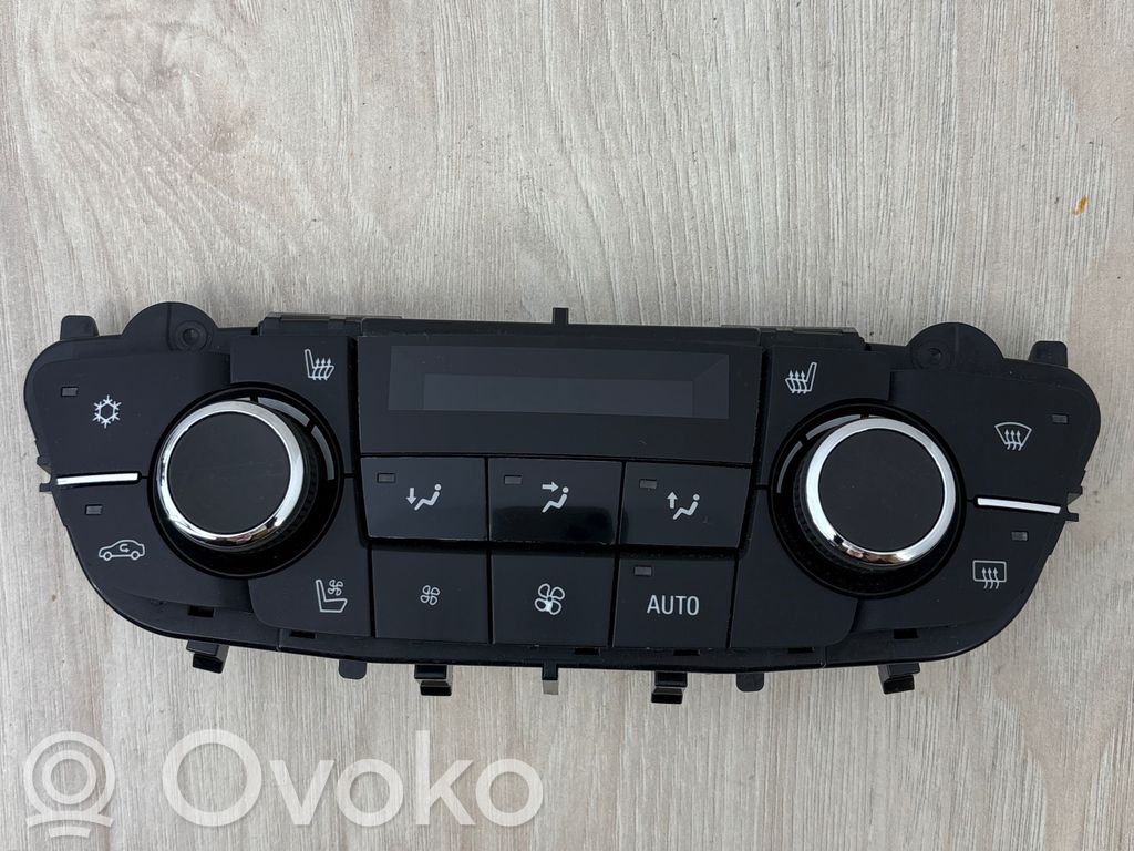 Opel Insignia A Climate control unit 