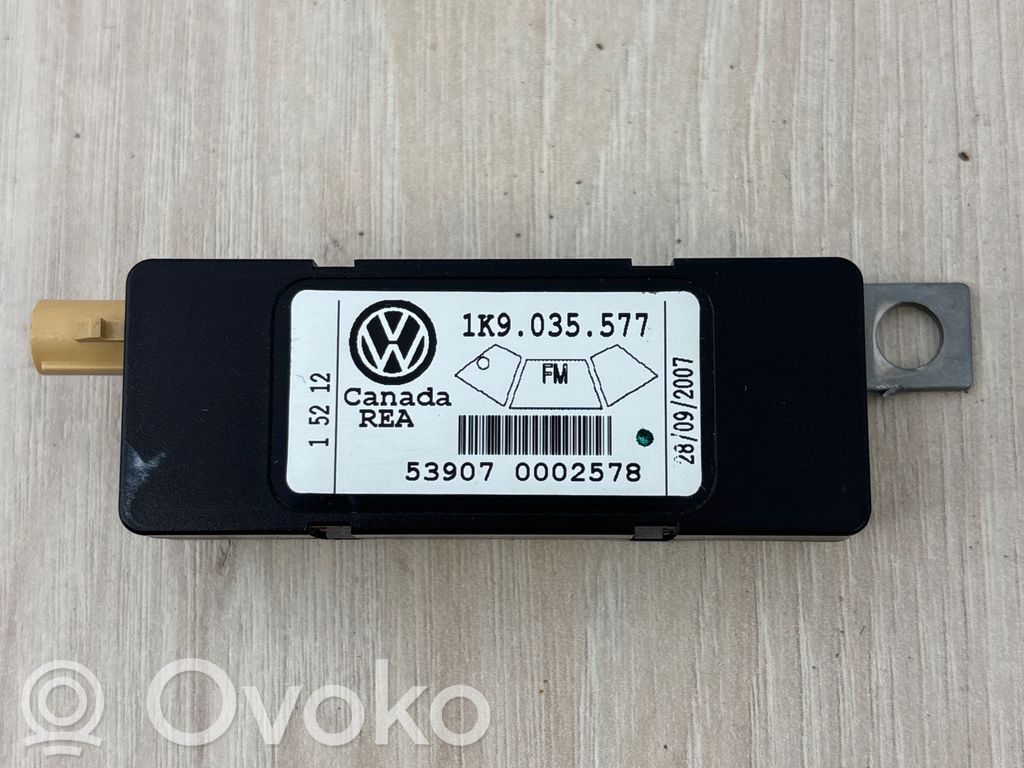 Volkswagen Golf V Antenos stiprintuvas 