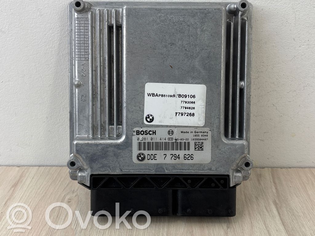 BMW X3 E83 Engine control unit/module 