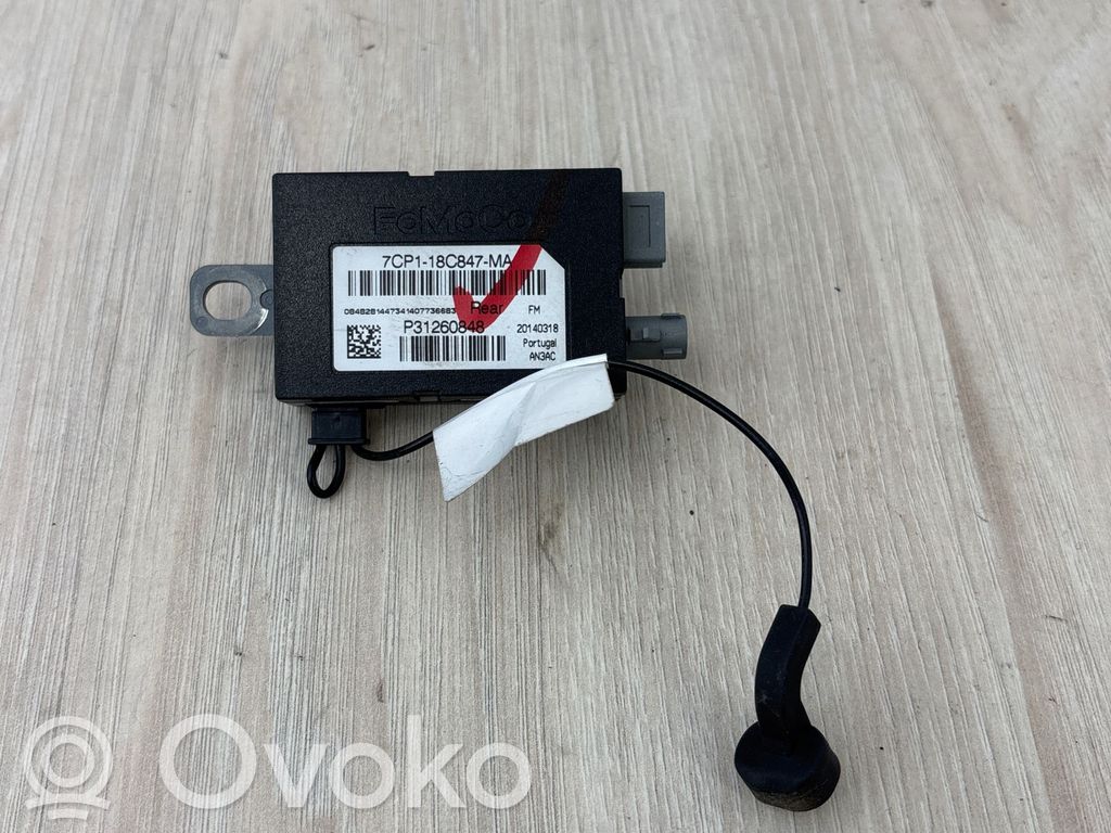 Volvo S80 Antenos stiprintuvas 