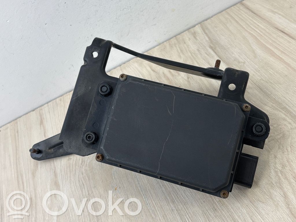 Volvo S80 Distronic sensor radar 